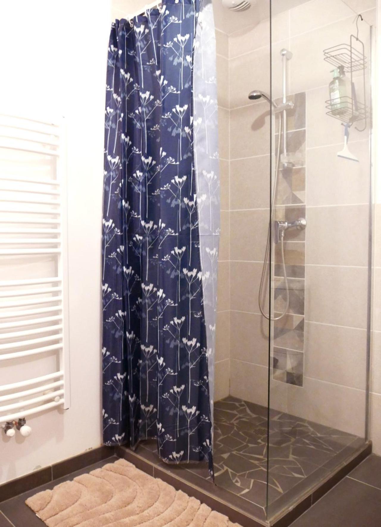 Charmante Suite Independante En Maison De Village Loriol-sur-Drome Ngoại thất bức ảnh